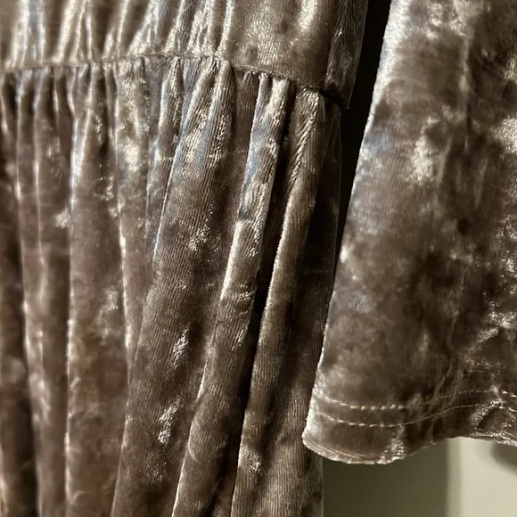 Wanna B medium crushed velvet dress 3/4 sleeve elastic waist has pockets unlined - Picture 9 of 15